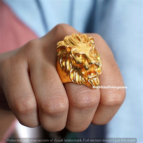 gold gucci lion ring|gucci lion ring with pearl.